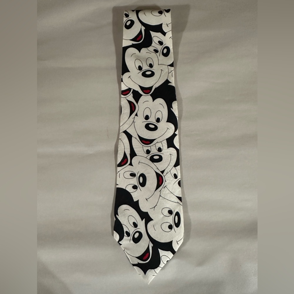 Vintage Mickey Mouse tie